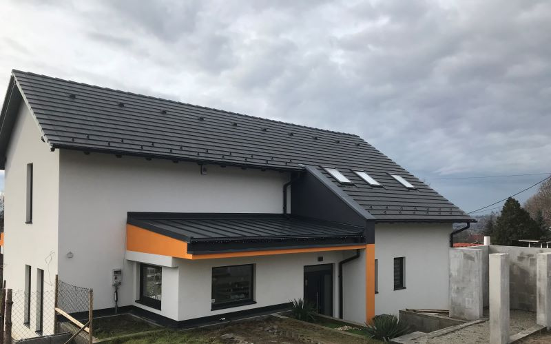 Átadott energiatakarékos ház Szadán